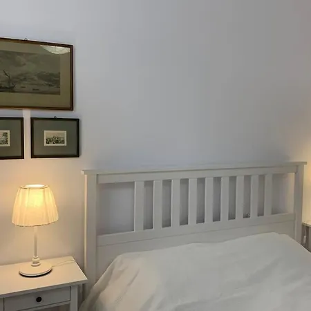 ευημερία Apartament *